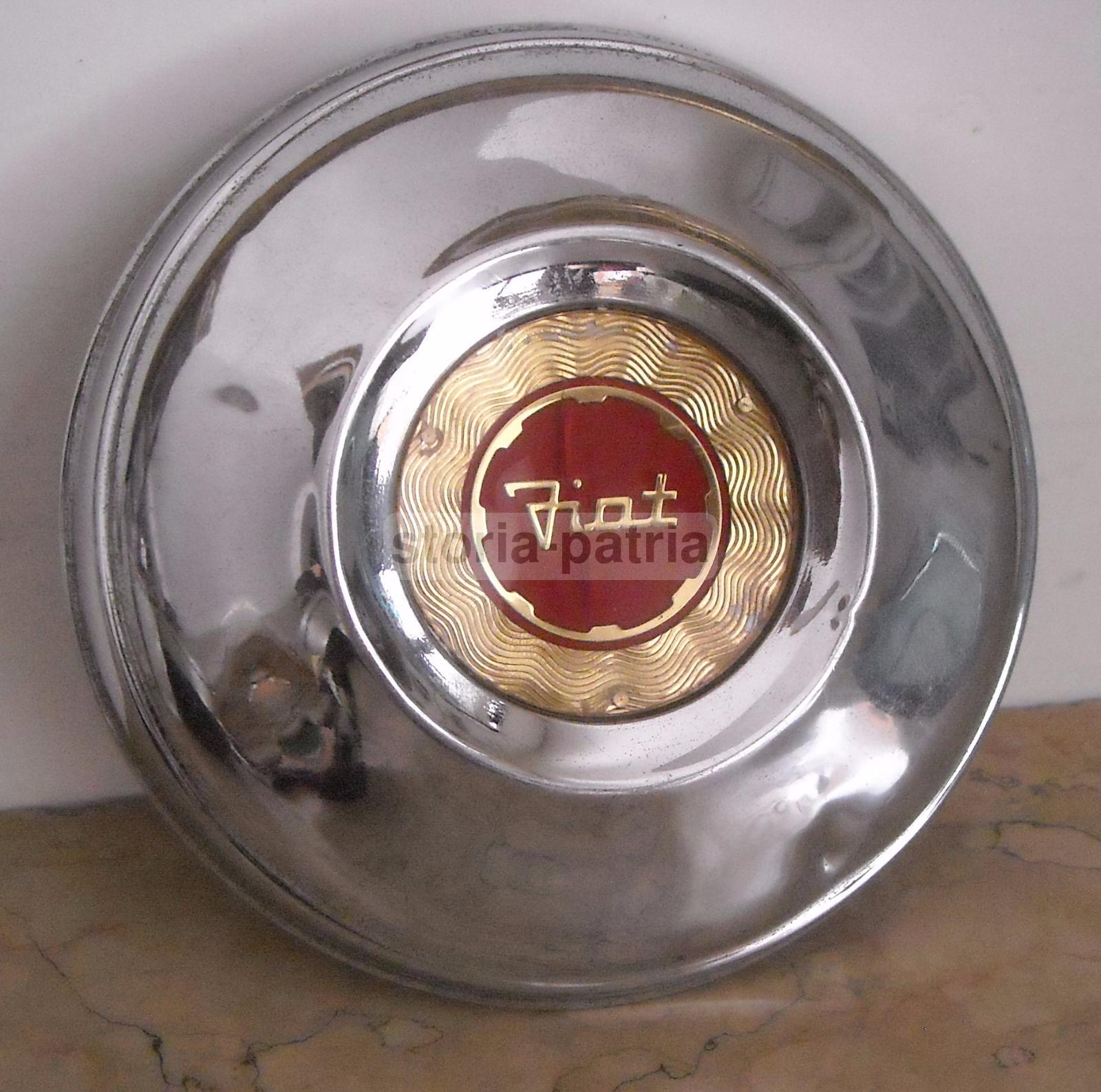 Auto d'Epoca, Fiat, Vecchio Accessorio Pubblicitario, Decorativo, Da Collezione immagine 3